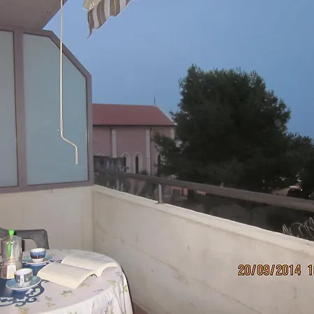 Le Di Zu Zu Apartmán Mascali